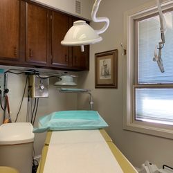 Robert Deangelis, MD