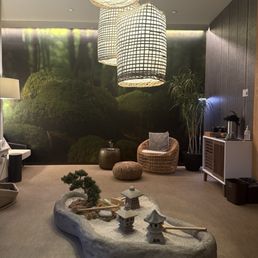 Post facial hang out area :) Post facial hang out area :)