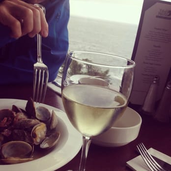 Tidal Raves - Started with Manila clams - New American Near Me - Depoe Bay, Oregon Tidal Raves - Started with Manila clams - New American Near Me - Depoe Bay, Oregon
