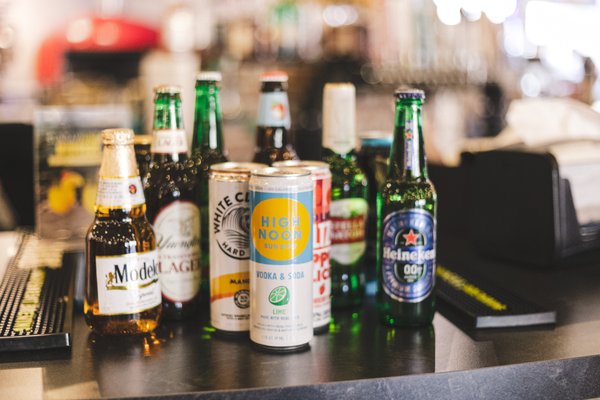 West Social Tap & Table by null