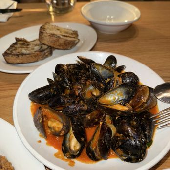 Nightingale - Live/Raw Food Near Me - Vancouver, British Columbia