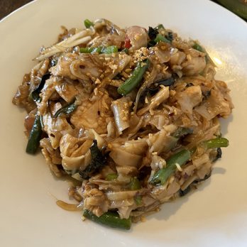 Thai On Canyon - Pad Kee Mao - Thai Near Me - Santa Fe, New Mexico