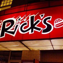 Rick's American Cafe - The area's top DJs perform up to five nights a week.