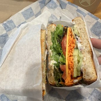 Beet Jar - Airport Sandwich - Wraps Near Me - Shaker Heights, Ohio