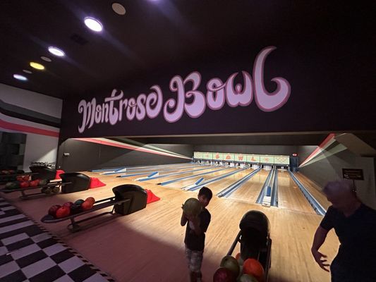 Montrose Bowl by null