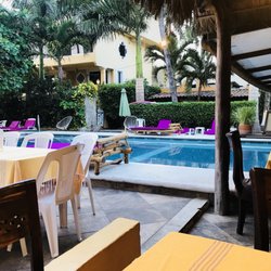 Beach Hotel Ines - Poolside restaurant...