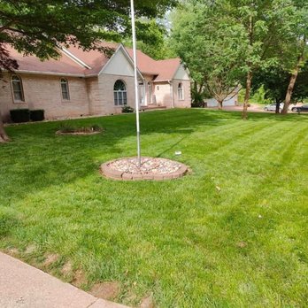 Wilson's Complete Solutions - Weekly Lawn Maintenance - Packing Services Near Me Wilson's Complete Solutions - Weekly Lawn Maintenance - Packing Services Near Me