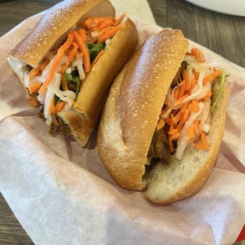 Saigon Kitchen & Phở - Grilled pork bahn mi - Juice Bars & Smoothies Near Me - Sacramento, California Saigon Kitchen & Phở - Grilled pork bahn mi - Juice Bars & Smoothies Near Me - Sacramento, California