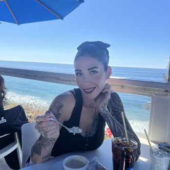 The Cliff Restaurant - American Near Me - Laguna Beach, California The Cliff Restaurant - American Near Me - Laguna Beach, California