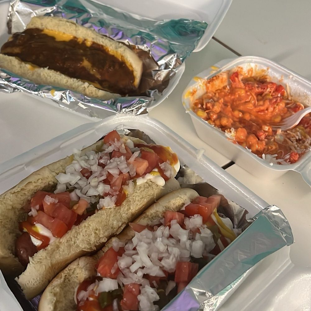 Chunky Monkeys Snack Shop - Mexican hotdog dog Chili cheese dog - Ice Cream & Frozen Yogurt Near Me - San Antonio, Texas Chunky Monkeys Snack Shop - Mexican hotdog dog Chili cheese dog - Ice Cream & Frozen Yogurt Near Me - San Antonio, Texas