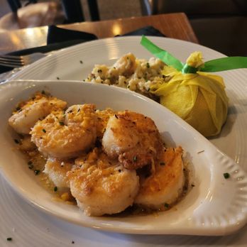 Piggy's Restaurant - Shrimp scampi - Steakhouses Near Me - La Crosse, Wisconsin