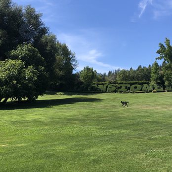 Ironstone Vineyards - Wineries Near Me - Murphys, California