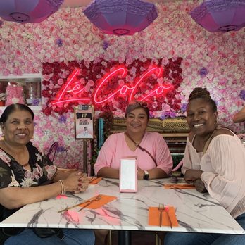 LE COCO - Happy customers - Desserts Near Me - Downey, California LE COCO - Happy customers - Desserts Near Me - Downey, California