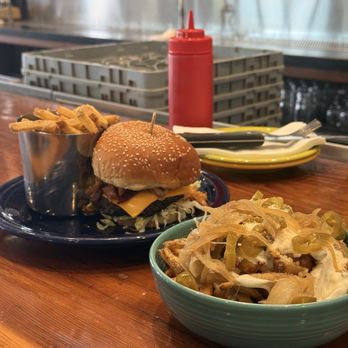 Russian River Brewing - Pliny fries and burger - Brewpubs Near Me - Windsor, California