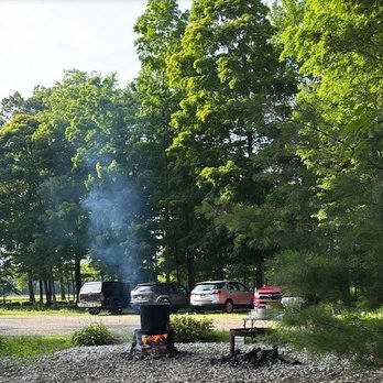 The Log Den - American Near Me - Egg Harbor, Wisconsin