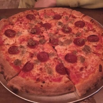 Pastina Rustic Italian - Meat pizza - Italian Near Me - Mentor, Ohio