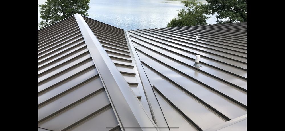 Slide of Eason Roofing