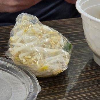 Pho Cafe - Vietnamese Near Me - Schaumburg, Illinois