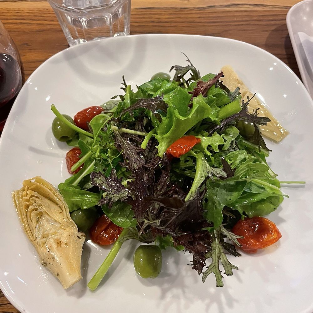 La Sorrentina - House salad - Pizza Near Me - Vancouver, Washington
