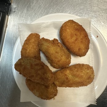 Alessio's Pizza - Jalapeños poppers - Pizza Near Me - Westfield, Massachusetts Alessio's Pizza - Jalapeños poppers - Pizza Near Me - Westfield, Massachusetts