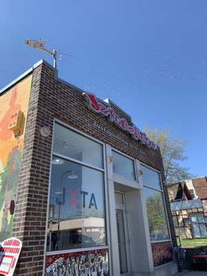 Juxtaposition Arts by null