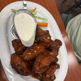 Friends Cafe - Buffalo Hot - Breakfast & Brunch Near Me - Tustin, California