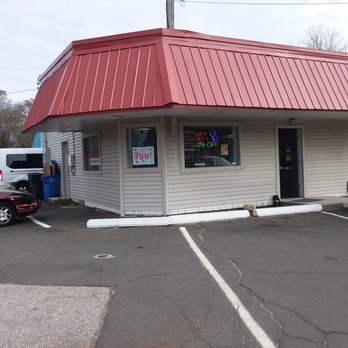 Smoke Zone Smoke Shop - The side of the store. We're located RIGHT @ FOUR CORNERS! - Head Shops Near Me - Mansfield, Connecticut Smoke Zone Smoke Shop - The side of the store. We're located RIGHT @ FOUR CORNERS! - Head Shops Near Me - Mansfield, Connecticut