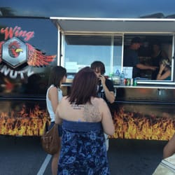 Wing Nutz Food Truck - The truck