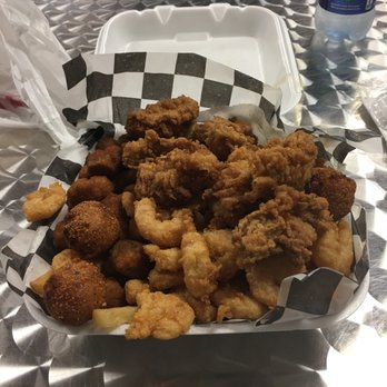 Mudbugs - At the Loop - You won't go hungry - Seafood Markets Near Me - Mobile, Alabama Mudbugs - At the Loop - You won't go hungry - Seafood Markets Near Me - Mobile, Alabama