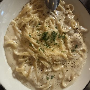 Strizzi's Restaurant - Chicken Fettuccine Alfredo ! Yummmm - Italian Near Me - Pleasanton, California Strizzi's Restaurant - Chicken Fettuccine Alfredo ! Yummmm - Italian Near Me - Pleasanton, California