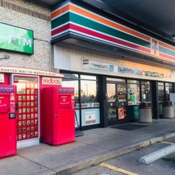 7-Eleven - Immaculately clean storefront