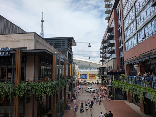 Fifth + Broadway by null