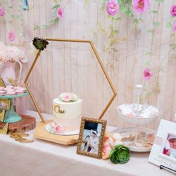 Lemon Tree - Flower garden(Compete party package includes cake table decoration + party snap photo session)