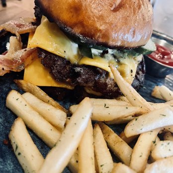 Eureka! - Double Smash - American Near Me - Fresno, California