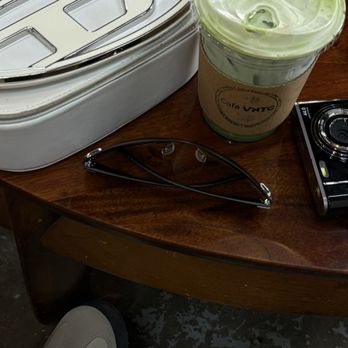 Cafe VNTG - Cafes Near Me - Urban Honolulu, Hawaii Cafe VNTG - Cafes Near Me - Urban Honolulu, Hawaii