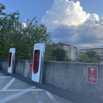 Tesla Supercharger Station - Shady area for charging - EV Charging Stations Near Me - Decatur, Georgia Tesla Supercharger Station - Shady area for charging - EV Charging Stations Near Me - Decatur, Georgia