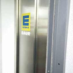 Rosgarten Apotheke - Aufzug zum /vom Edeka