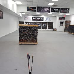 Archery Outfitters International - This is the 20 yard indoor range.