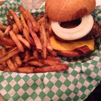 Casper's and Runyon's Nook - Bacon cheese burger - Dive Bars Near Me - Saint Paul, Minnesota