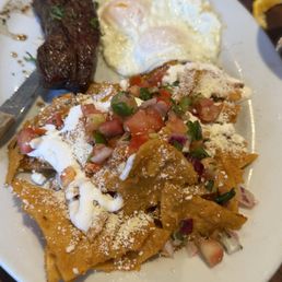 Rojo Chilaquiles with tri-tip