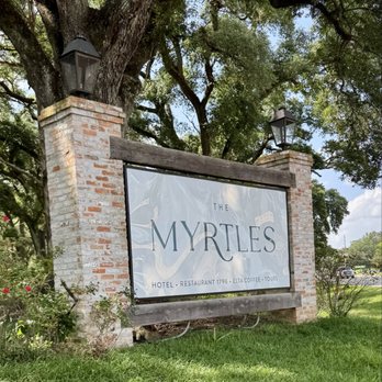 The Myrtles - Bed & Breakfast Near Me - Saint Francisville, Louisiana