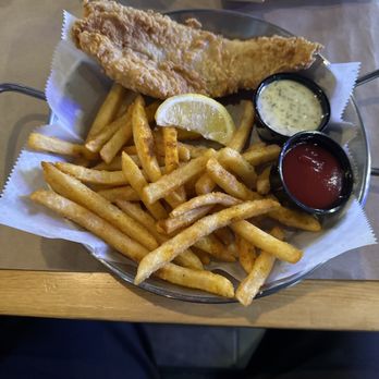Hooked Seafood Boil & Bar - Catfish Basket w/Fries - Seafood Near Me - Kennewick, Washington Hooked Seafood Boil & Bar - Catfish Basket w/Fries - Seafood Near Me - Kennewick, Washington