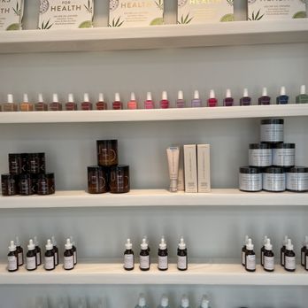 Nothing in Between Studio - Tysons - Nail Salons Near Me - Tysons, Virginia