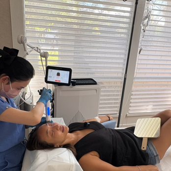 AgeRefine Clinic - Xerf with hydration IV - Medical Spas Near Me - Irvine, California AgeRefine Clinic - Xerf with hydration IV - Medical Spas Near Me - Irvine, California