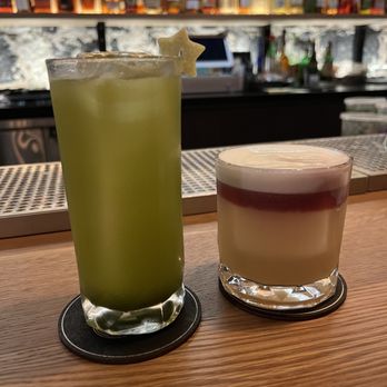 EP Bar - The Lottery (left) and a whiskey sour (right) - Whiskey Bars Near Me - Honolulu, Hawaii EP Bar - The Lottery (left) and a whiskey sour (right) - Whiskey Bars Near Me - Honolulu, Hawaii