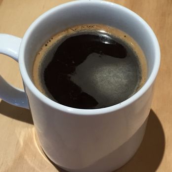 Zav Coffee Shop & Gallery - Americano - Coffee & Tea Near Me - Toronto, Ontario