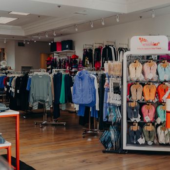 Alexandrite Active & Golf Wear - Sports Wear Near Me - La Quinta, California Alexandrite Active & Golf Wear - Sports Wear Near Me - La Quinta, California