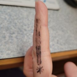 Rock N Roll Tattoo & Piercing
