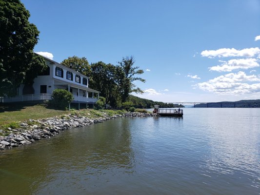 Quiet Cove Riverfront Park by null