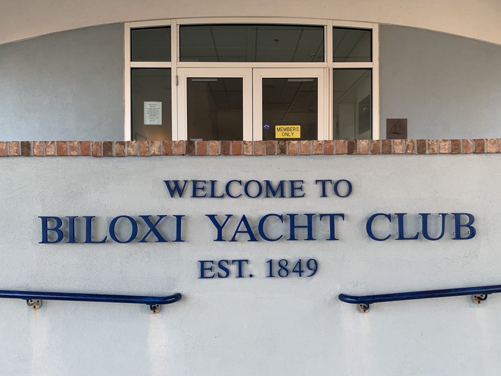 BILOXI YACHT CLUB Updated September 2024 408 Beach Blvd, Biloxi